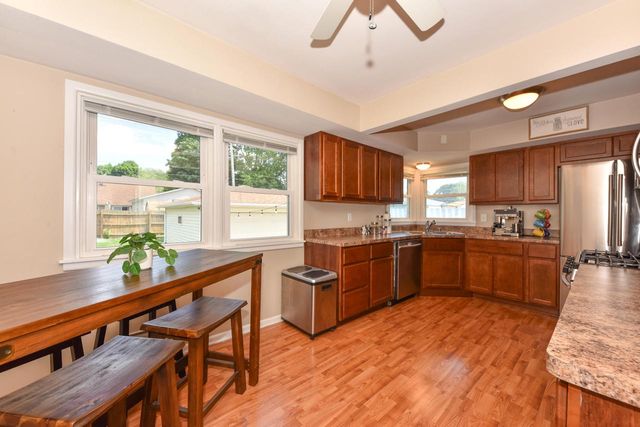 3364 S 73rd STREET, Milwaukee, WI 53219