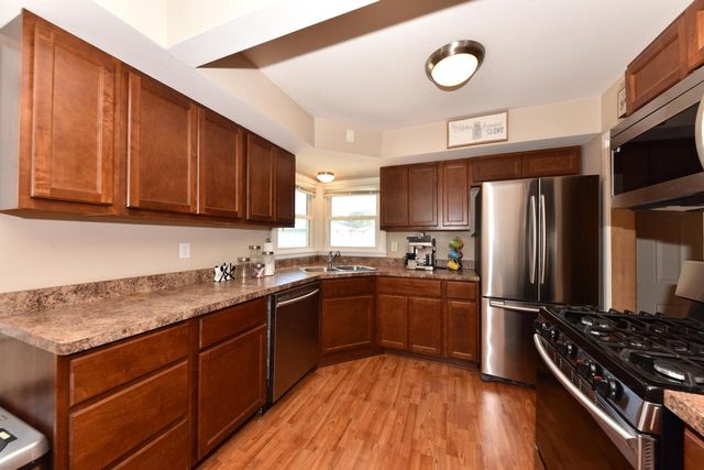 3364 S 73rd STREET, Milwaukee, WI 53219