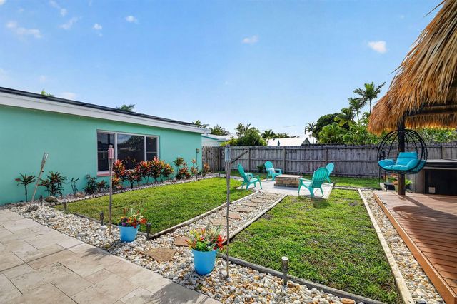 2607 W End Road, West Palm Beach, FL 33406