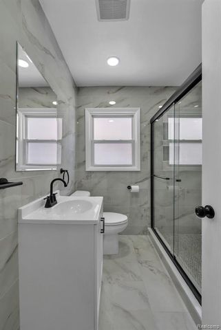 2359 Detroit Avenue, Lincoln Park, MI 48146