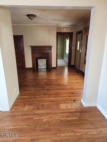 660 Goshen Valley Road, Church Hill, TN 37642