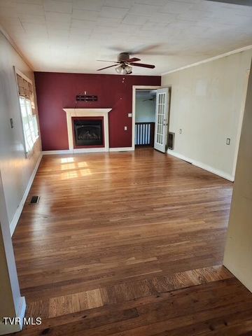 660 Goshen Valley Road, Church Hill, TN 37642