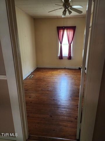 660 Goshen Valley Road, Church Hill, TN 37642