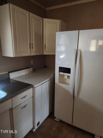660 Goshen Valley Road, Church Hill, TN 37642