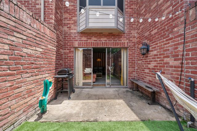 7447 Cambridge Street 121, Houston, TX 77054