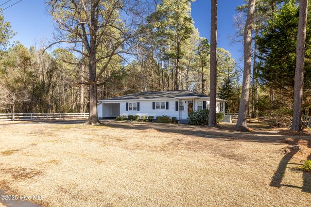 2907 Sivertsen Road, Autryville, NC 28318