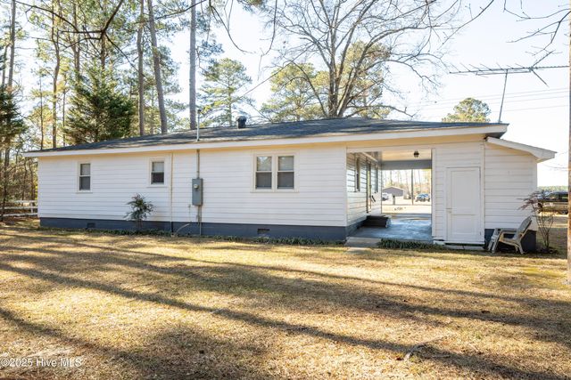 2907 Sivertsen Road, Autryville, NC 28318