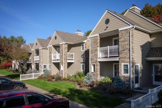 2010 Saddle Rock Road 2010, Holbrook, NY 11741