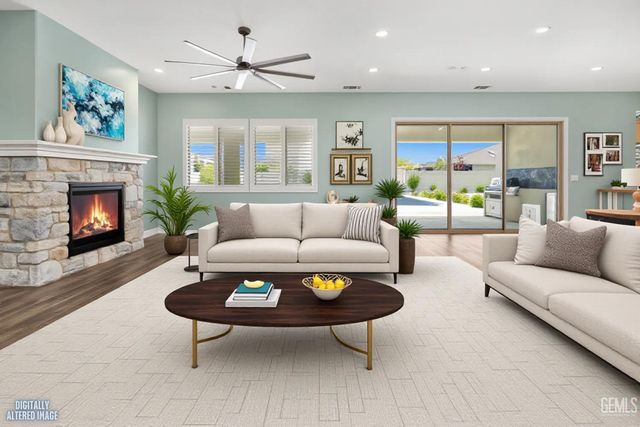 3702 Marian Way, Bakersfield, CA 93311