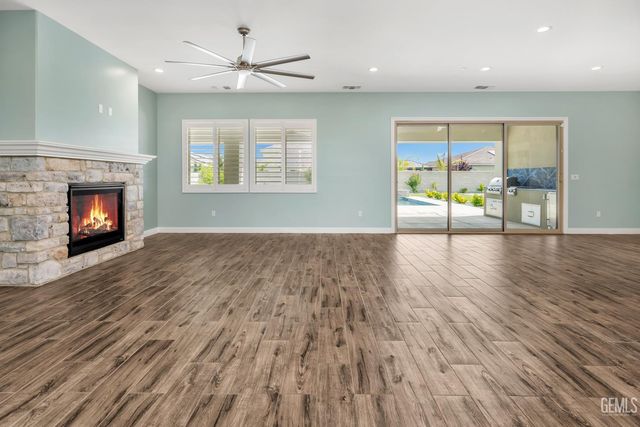 3702 Marian Way, Bakersfield, CA 93311