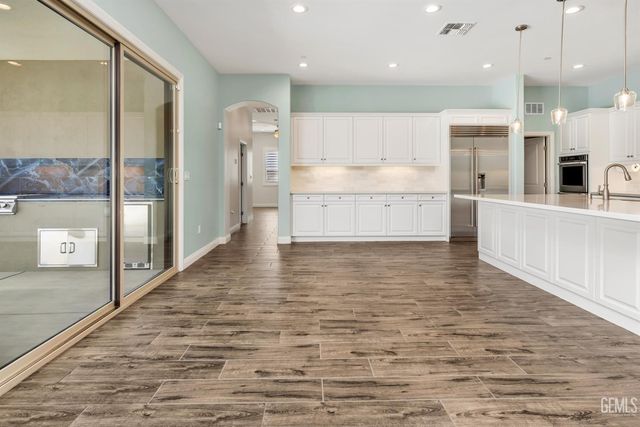 3702 Marian Way, Bakersfield, CA 93311