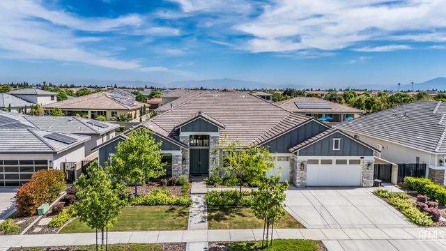 3702 Marian Way, Bakersfield, CA 93311