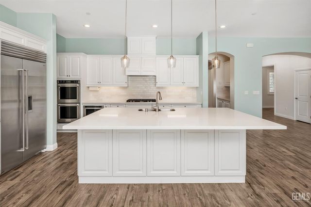 3702 Marian Way, Bakersfield, CA 93311