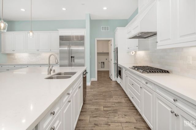 3702 Marian Way, Bakersfield, CA 93311