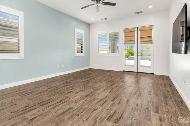 3702 Marian Way, Bakersfield, CA 93311