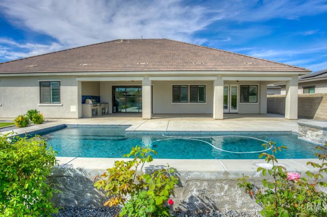 3702 Marian Way, Bakersfield, CA 93311