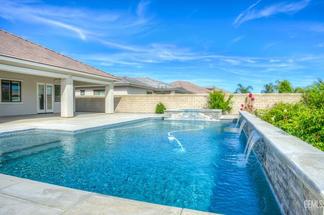 3702 Marian Way, Bakersfield, CA 93311