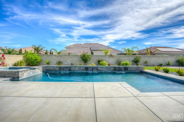 3702 Marian Way, Bakersfield, CA 93311