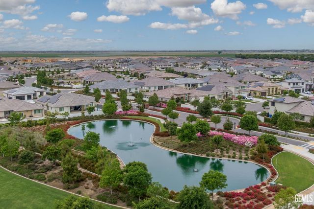 3702 Marian Way, Bakersfield, CA 93311