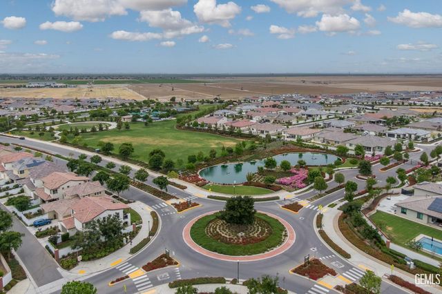 3702 Marian Way, Bakersfield, CA 93311