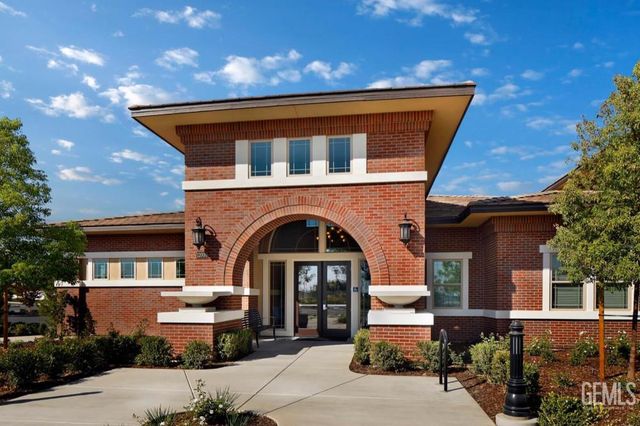 3702 Marian Way, Bakersfield, CA 93311