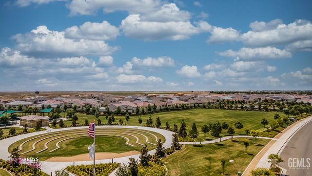 3702 Marian Way, Bakersfield, CA 93311