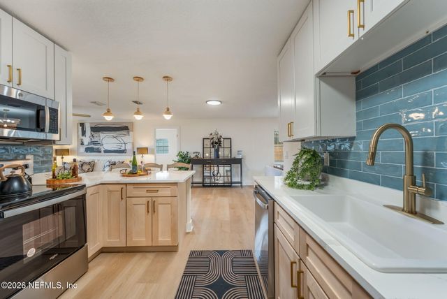 398 MADRUGA Avenue, St. Augustine, FL 32086