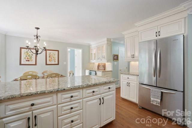 9918 Providence Forest Lane, Charlotte, NC 28270