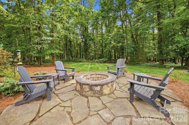 9918 Providence Forest Lane, Charlotte, NC 28270