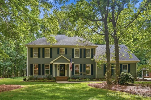 9918 Providence Forest Lane, Charlotte, NC 28270