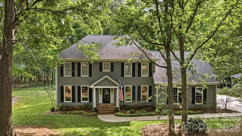 9918 Providence Forest Lane, Charlotte, NC 28270