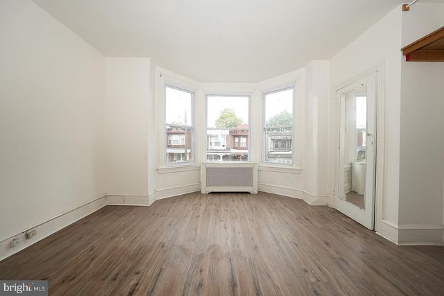 5514 N MARSHALL ST, Philadelphia, PA 19120