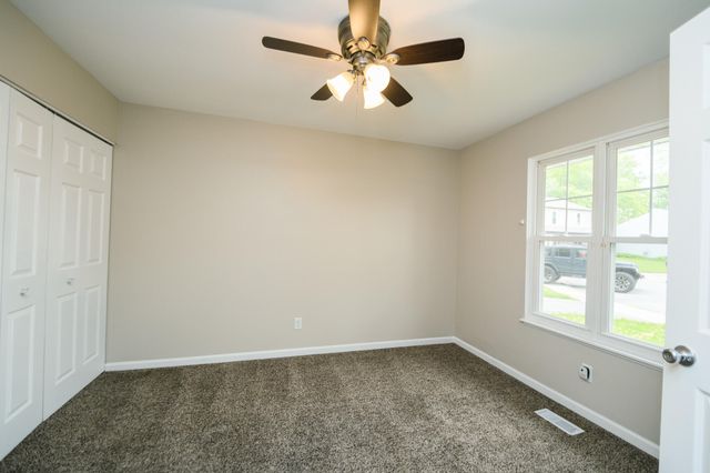 5914 Fillmore Place, Merrillville, IN 46410