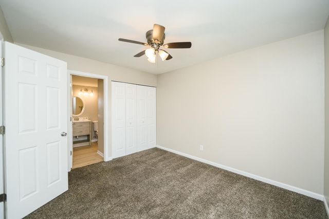 5914 Fillmore Place, Merrillville, IN 46410