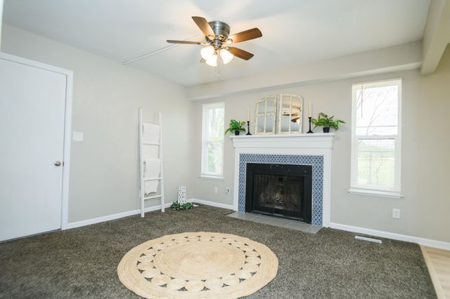 5914 Fillmore Place, Merrillville, IN 46410