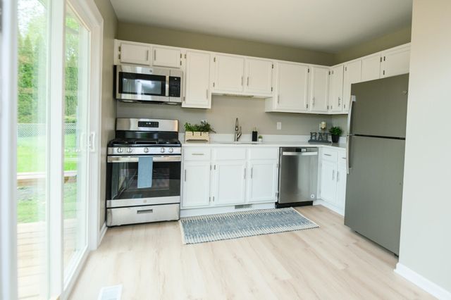 5914 Fillmore Place, Merrillville, IN 46410