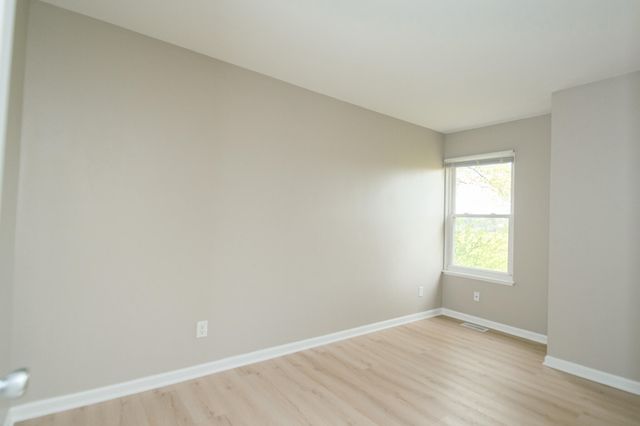 5914 Fillmore Place, Merrillville, IN 46410