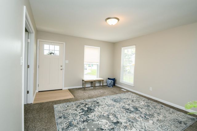 5914 Fillmore Place, Merrillville, IN 46410