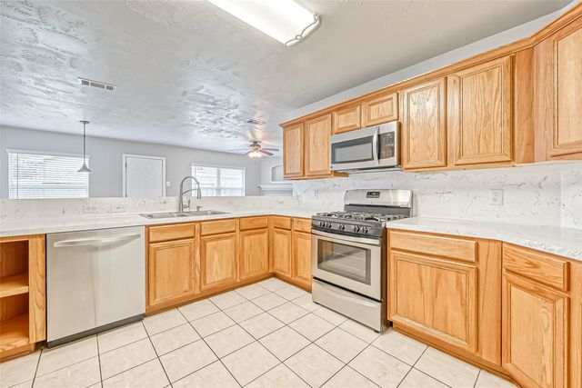 758 Brushy Glen Drive, Houston, TX 77073