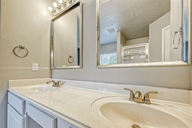 758 Brushy Glen Drive, Houston, TX 77073