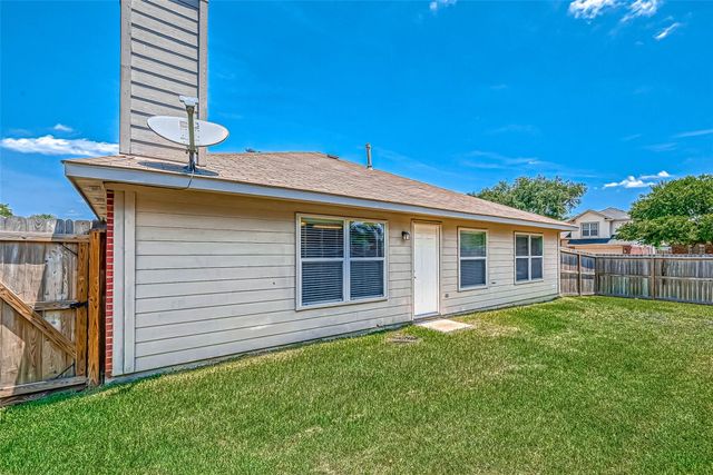 758 Brushy Glen Drive, Houston, TX 77073