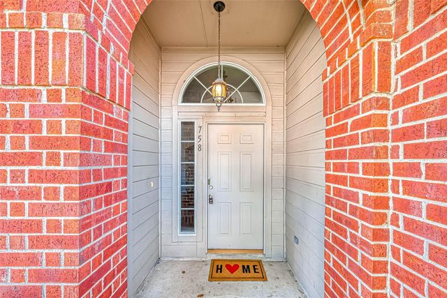 758 Brushy Glen Drive, Houston, TX 77073