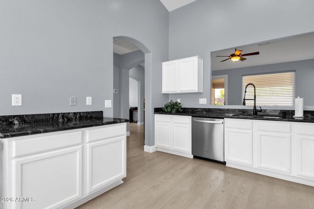 5020 S CITRUS Lane, Gilbert, AZ 85298