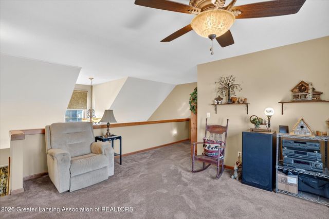 6042 Amanda Drive, Eaton Rapids, MI 48827