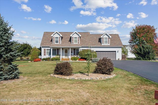 6042 Amanda Drive, Eaton Rapids, MI 48827