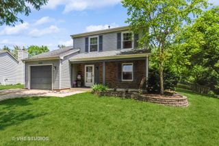 1640 Templeton Court, Mundelein, IL 60060