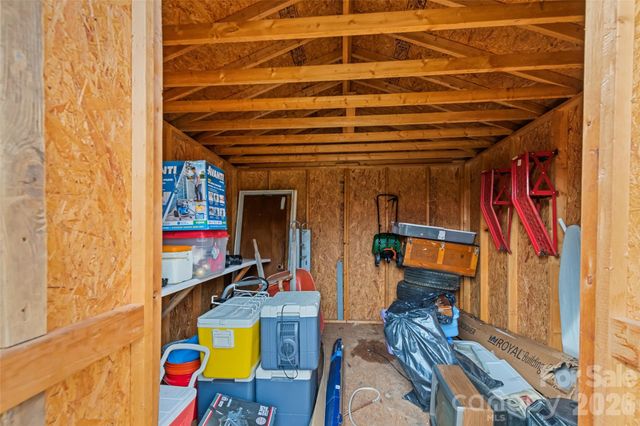 41 Vista Drive, Clyde, NC 28721