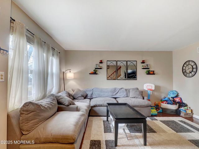 82 Cliffwood Avenue W 25, Cliffwood, NJ 07721