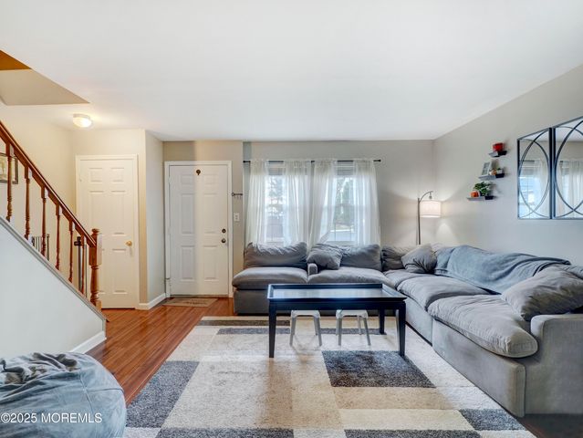 82 Cliffwood Avenue W 25, Cliffwood, NJ 07721