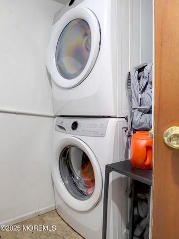 82 Cliffwood Avenue W 25, Cliffwood, NJ 07721